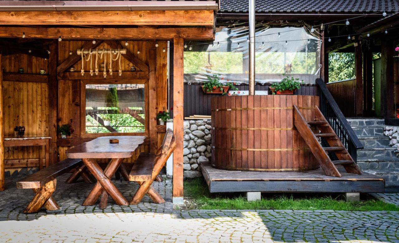 Bradutul De La Munte Bran (Brasov) Exterior foto