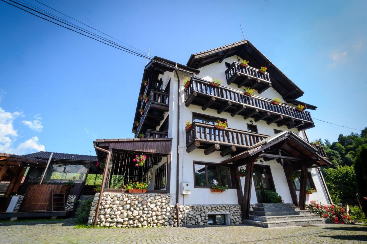 Bradutul De La Munte Bran (Brasov) Exterior foto